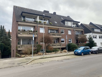 Charmantes Mehrfamilienhaus als Kapitalanlage in guter Wohnlage von Düsseldorf-Holthausen, 40589 Düsseldorf, Mehrfamilienhaus